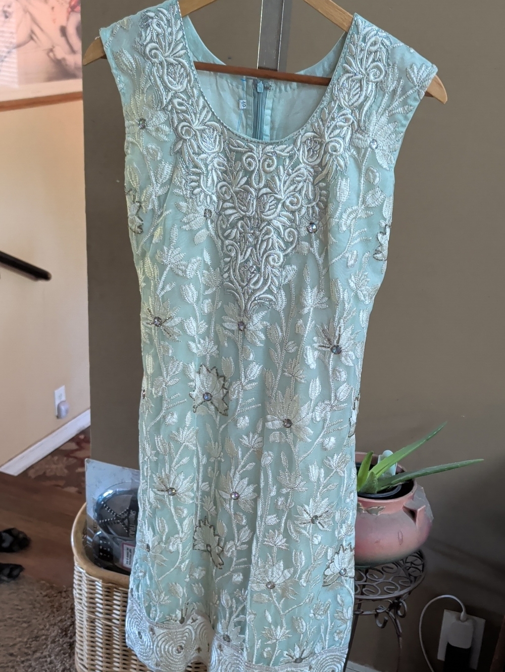 Source Unknown Light Aqua Embroidered Sequin Midi Dress